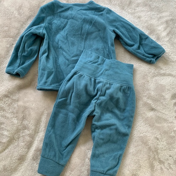 Carter’s six-month matching zip up and pants blue - Picture 2 of 5